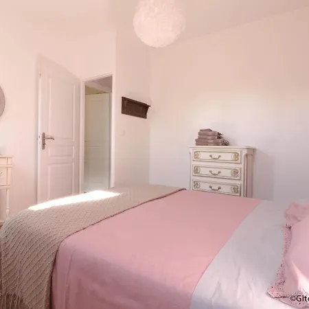 Charmante Longere Avec Jardin Et Terrasse, Proche De Saint-fraimbault, Wifi Inclus - Fr-1-497-246 Feriehus *