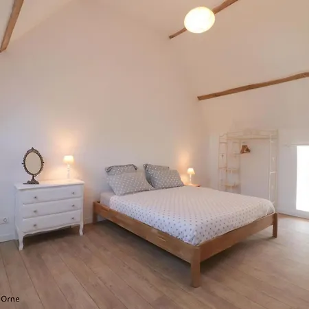 Ferienhaus Charmante Longere Avec Grand Jardin, Proche Saint-fraimbault - Fr-1-497-246 *