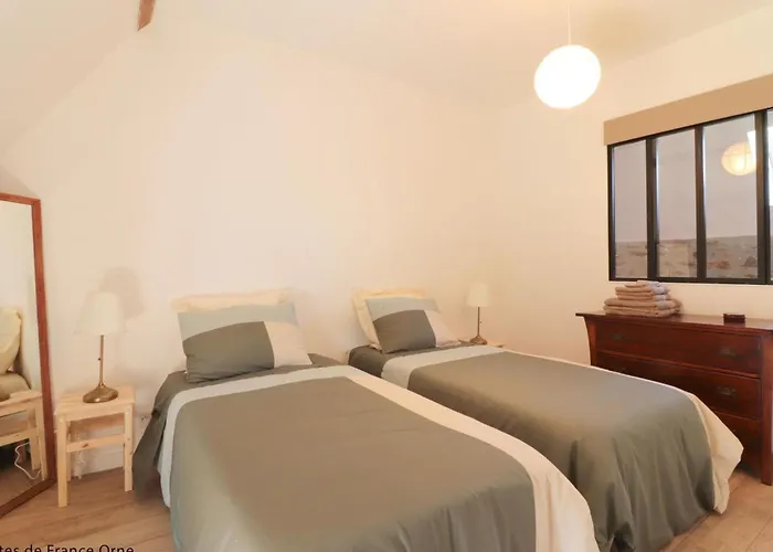 Charmante Longere Avec Jardin Et Terrasse, Proche De Saint-fraimbault, Wifi Inclus - Fr-1-497-246 Saint-Fraimbault-sur-Pisse