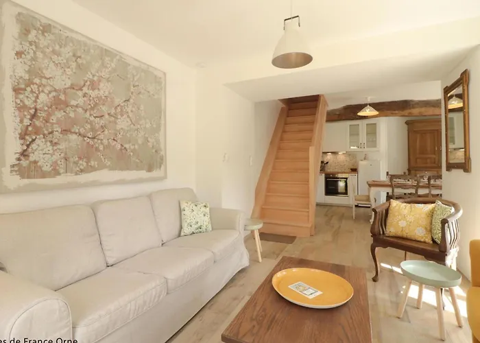 Charmante Longere Avec Jardin Et Terrasse, Proche De Saint-fraimbault, Wifi Inclus - Fr-1-497-246 Casa vacanze